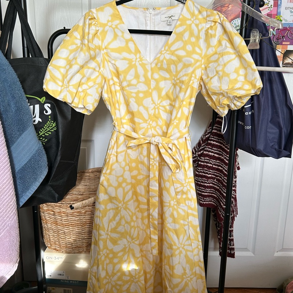 Banana Republic Yellow and White Floral Midi Dress